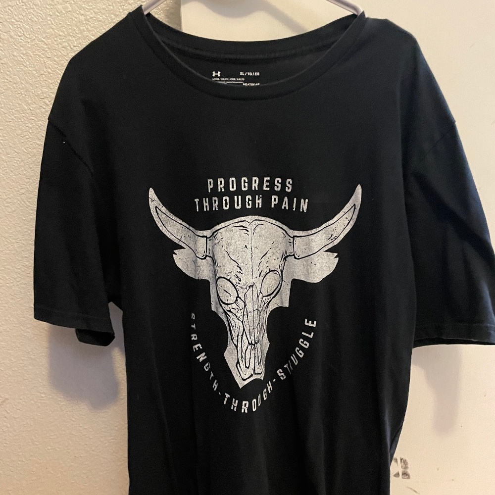Project Rock Under Armour shirt XL Men